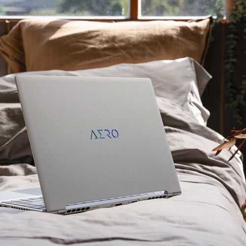 ������� Gigabyte Aero 14 Core i7 13700H 16Gb SSD1Tb NVIDIA GeForce RTX4050 6Gb 14