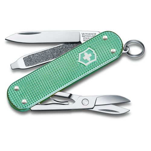   Victorinox Classic SD Alox Minty Mint (0.6221.221G) 58 5. . (0.6221.221G)