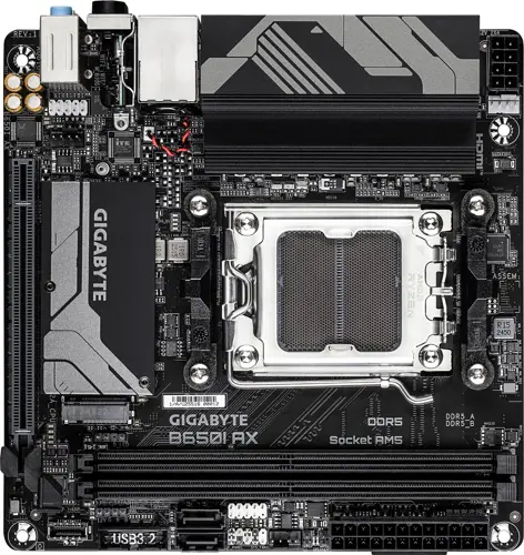 ����������� ����� Gigabyte B650I AX Socket AM5 AMD B650 2xDDR5 mini-ITX AC`97 8ch(7.1) 2.5Gg RAID+HDMI+DP (B650I AX)